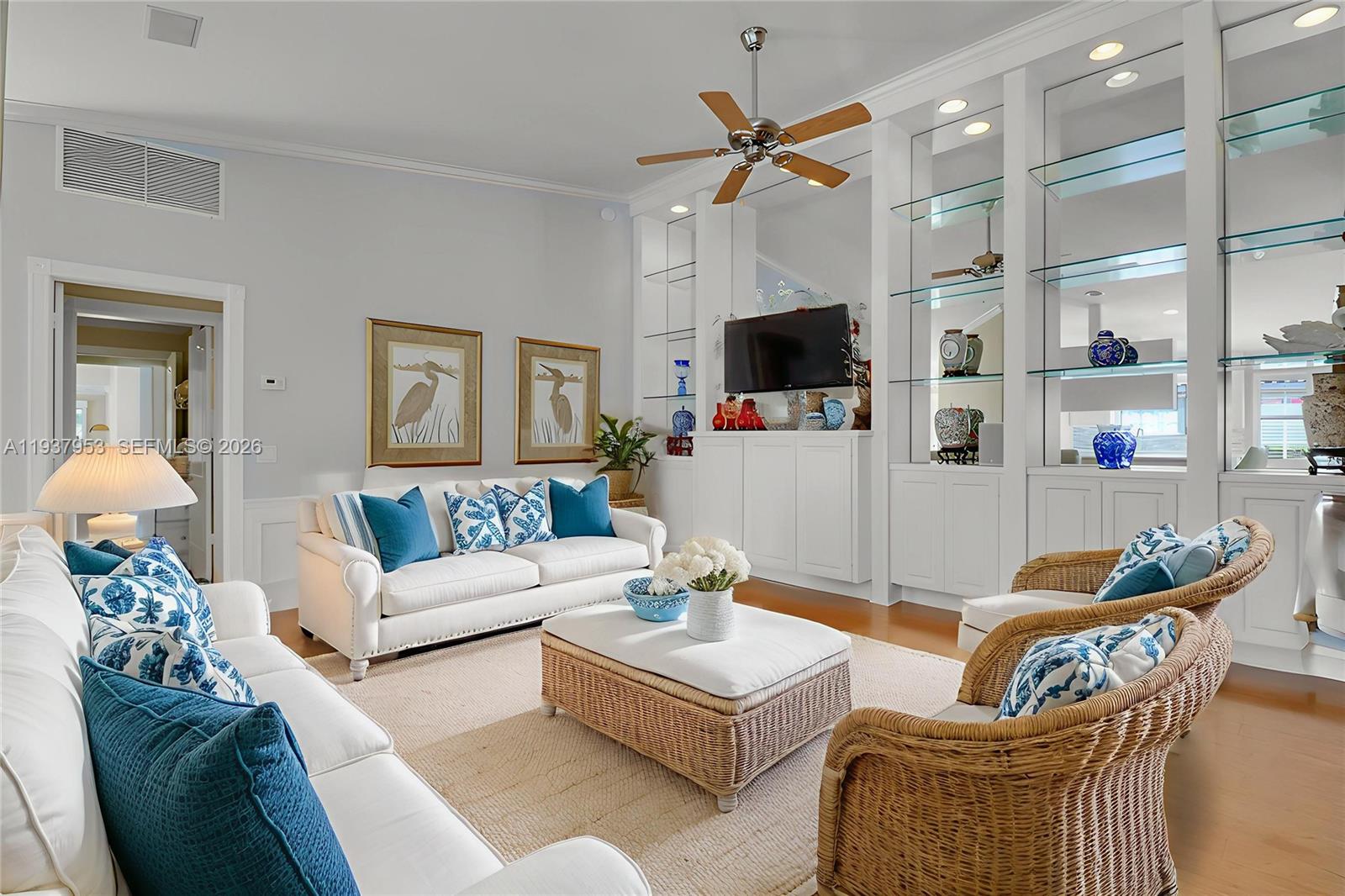 DOUBLE TREE - Residential