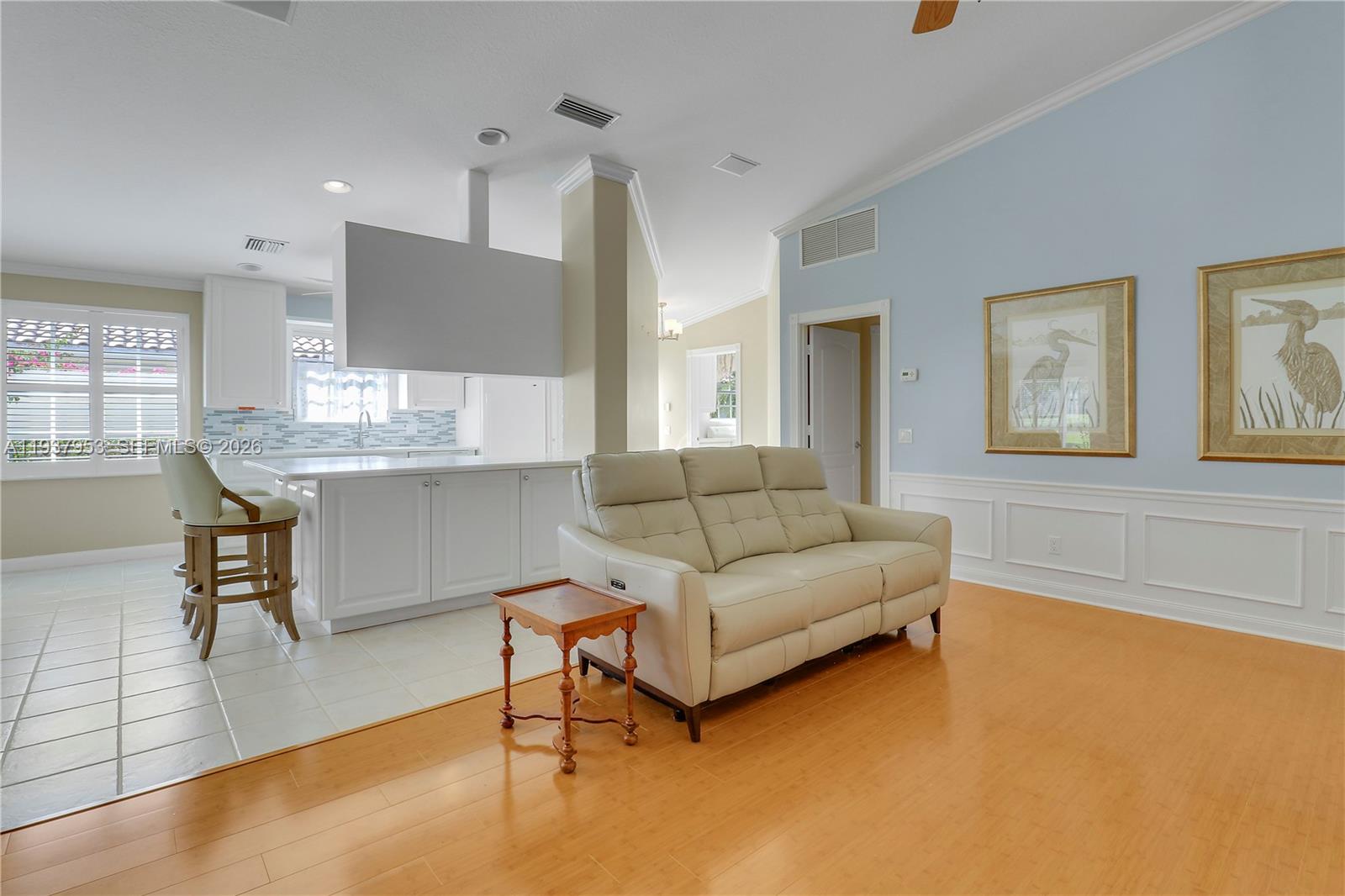 DOUBLE TREE - Residential