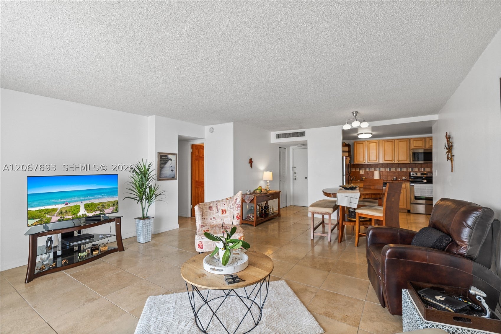 100 Golden Isles Dr 1109