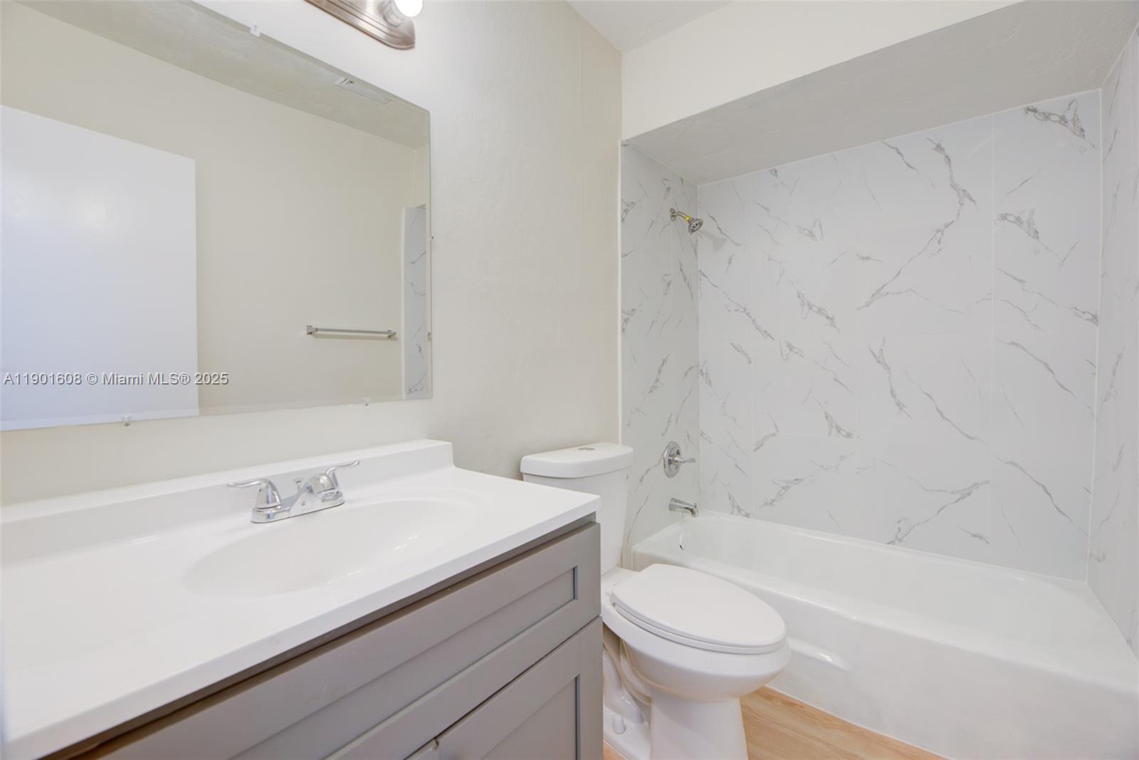 SUNRISE GOLF VILLAGE SEC - Residential Income