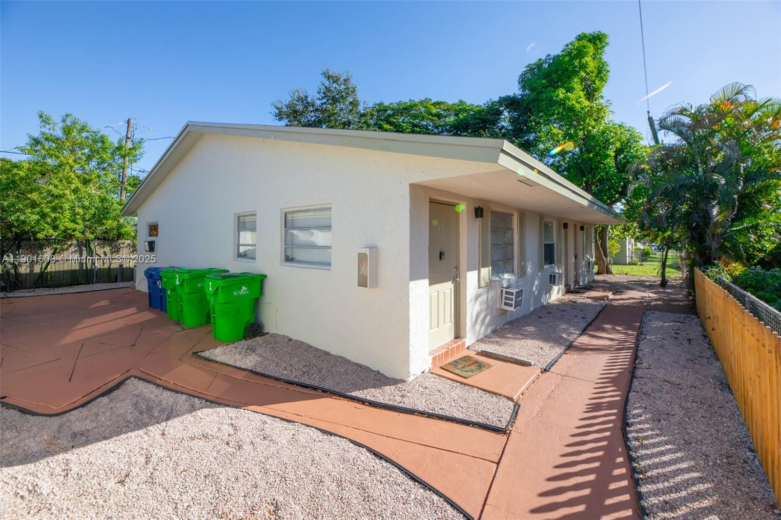 SUNRISE GOLF VILLAGE SEC - Residential Income