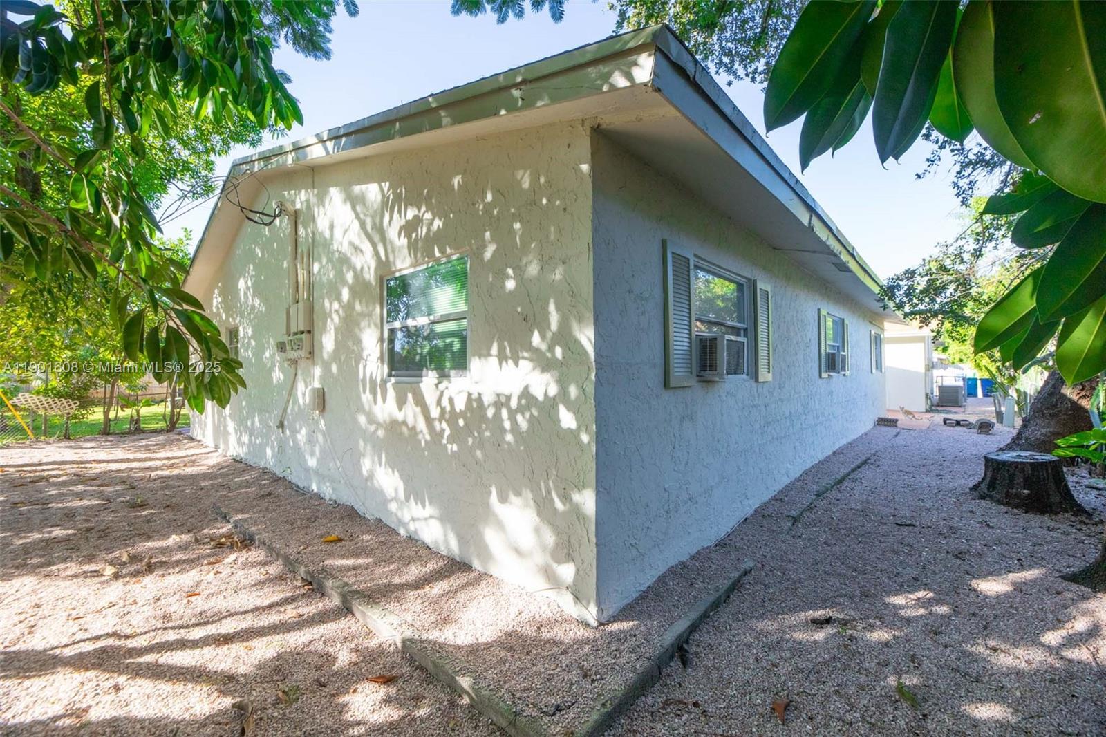 SUNRISE GOLF VILLAGE SEC - Residential Income