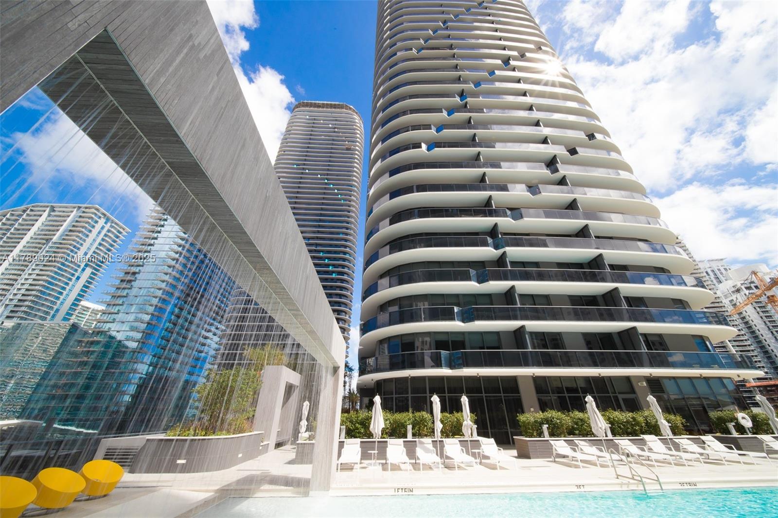 BRICKELL HEIGHTS WEST CON - Residential
