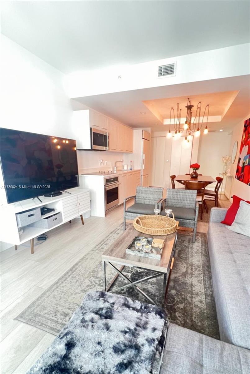 BRICKELL HEIGHTS WEST CON - Residential