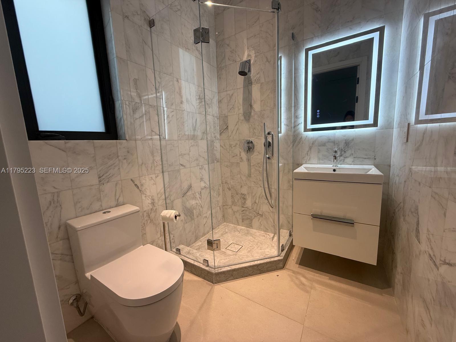 BRICKELL ESTATES - Residential