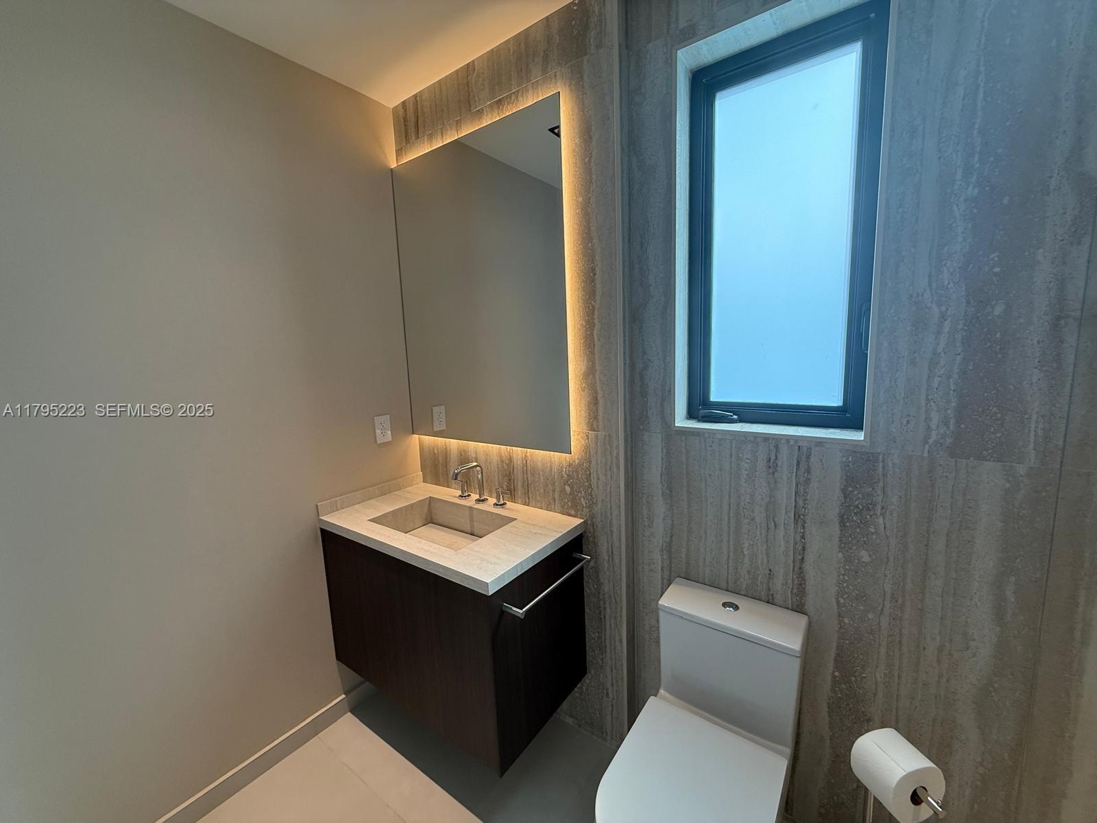 BRICKELL ESTATES - Residential