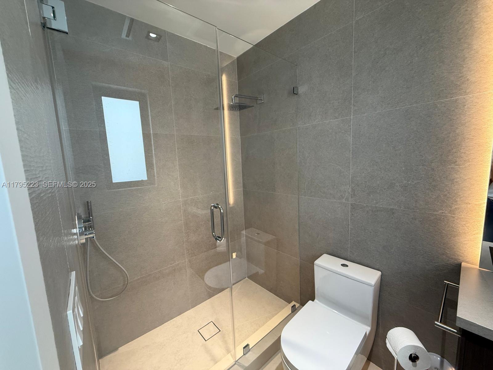 BRICKELL ESTATES - Residential