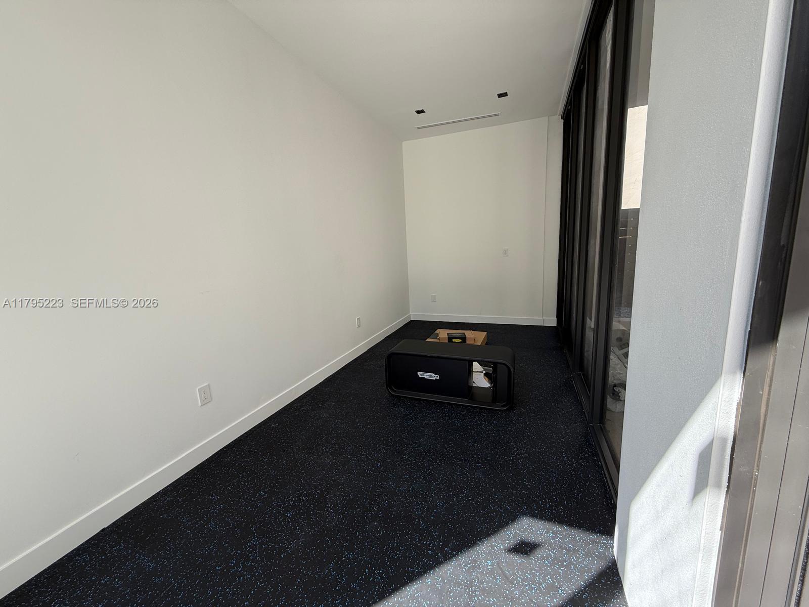 BRICKELL ESTATES - Residential