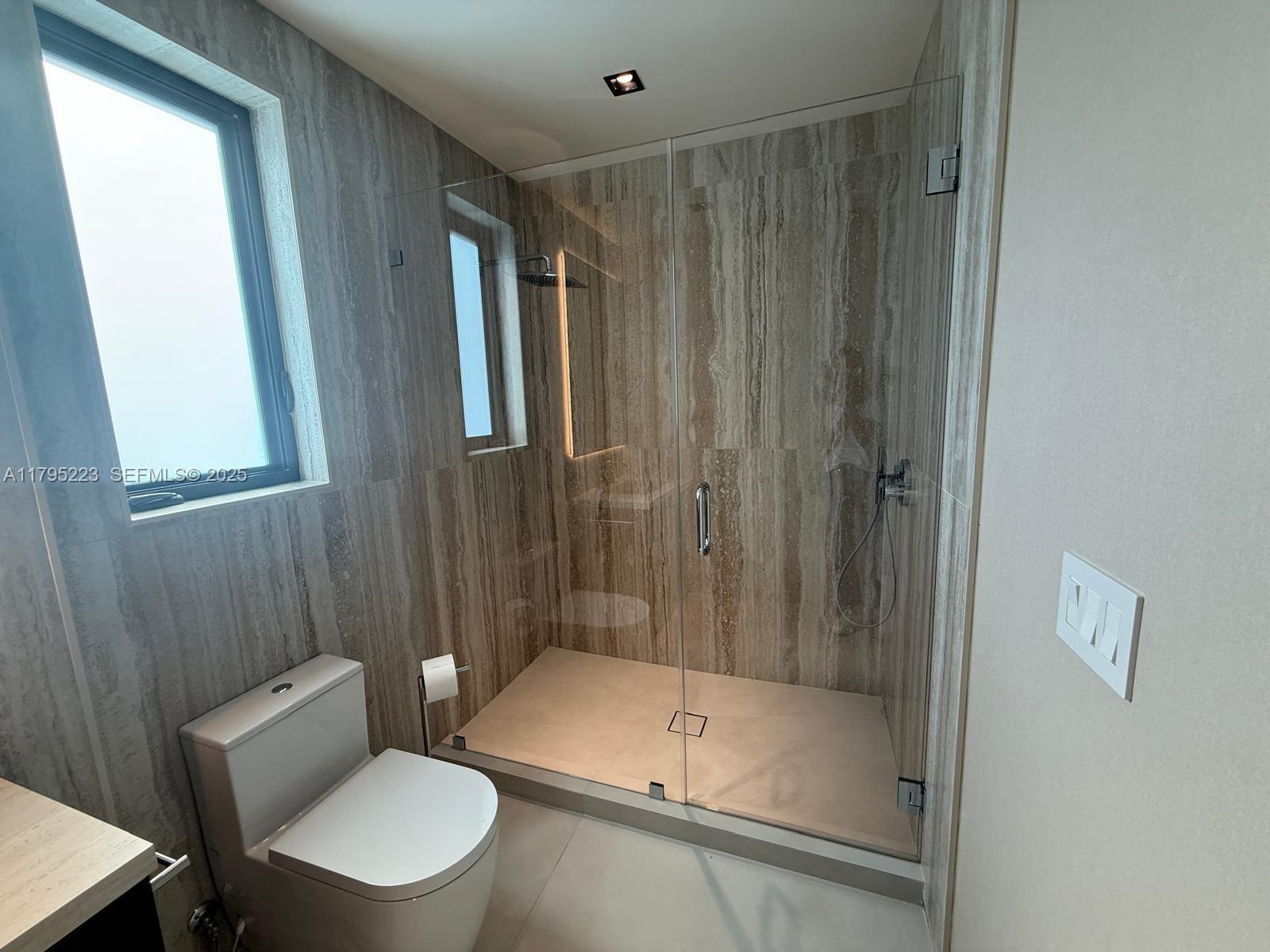 BRICKELL ESTATES - Residential