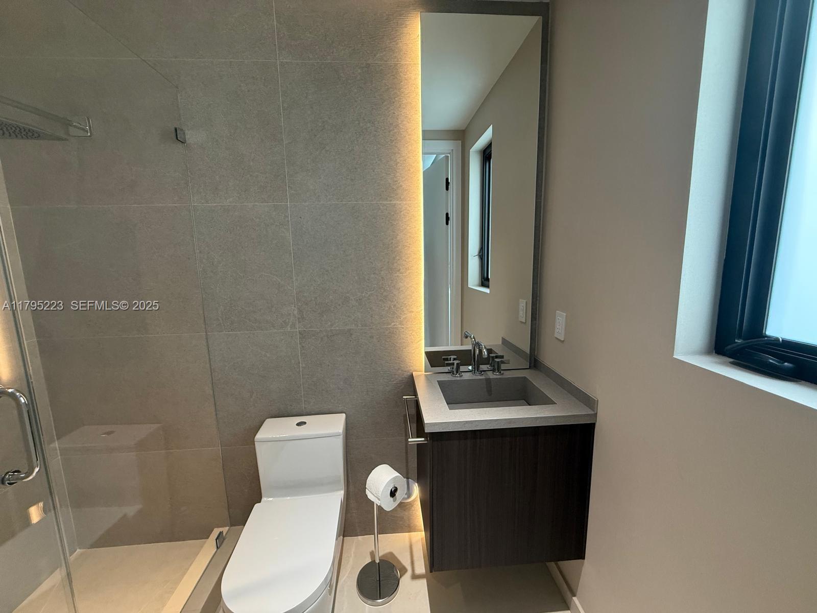 BRICKELL ESTATES - Residential