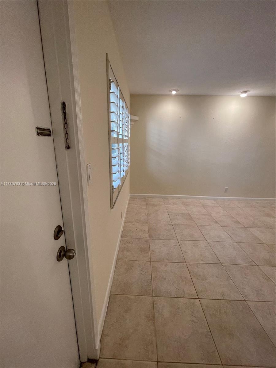 2870 NE 14th St Cswy 104C