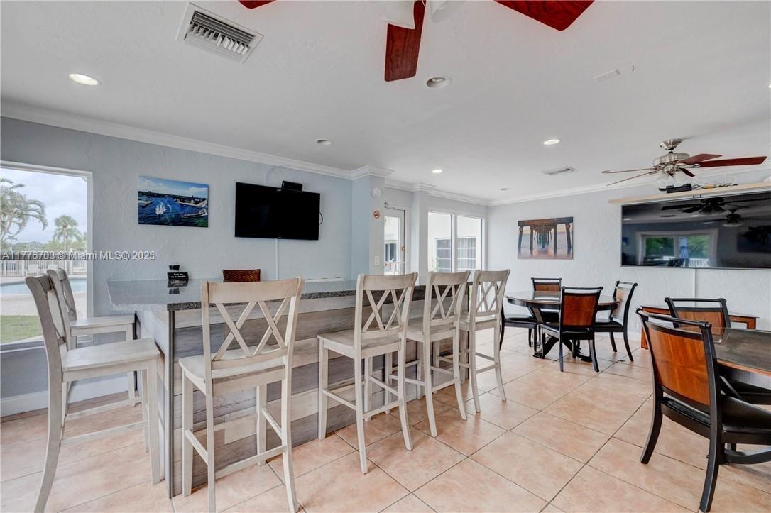 CASA LA QUINTA CONDO - Residential