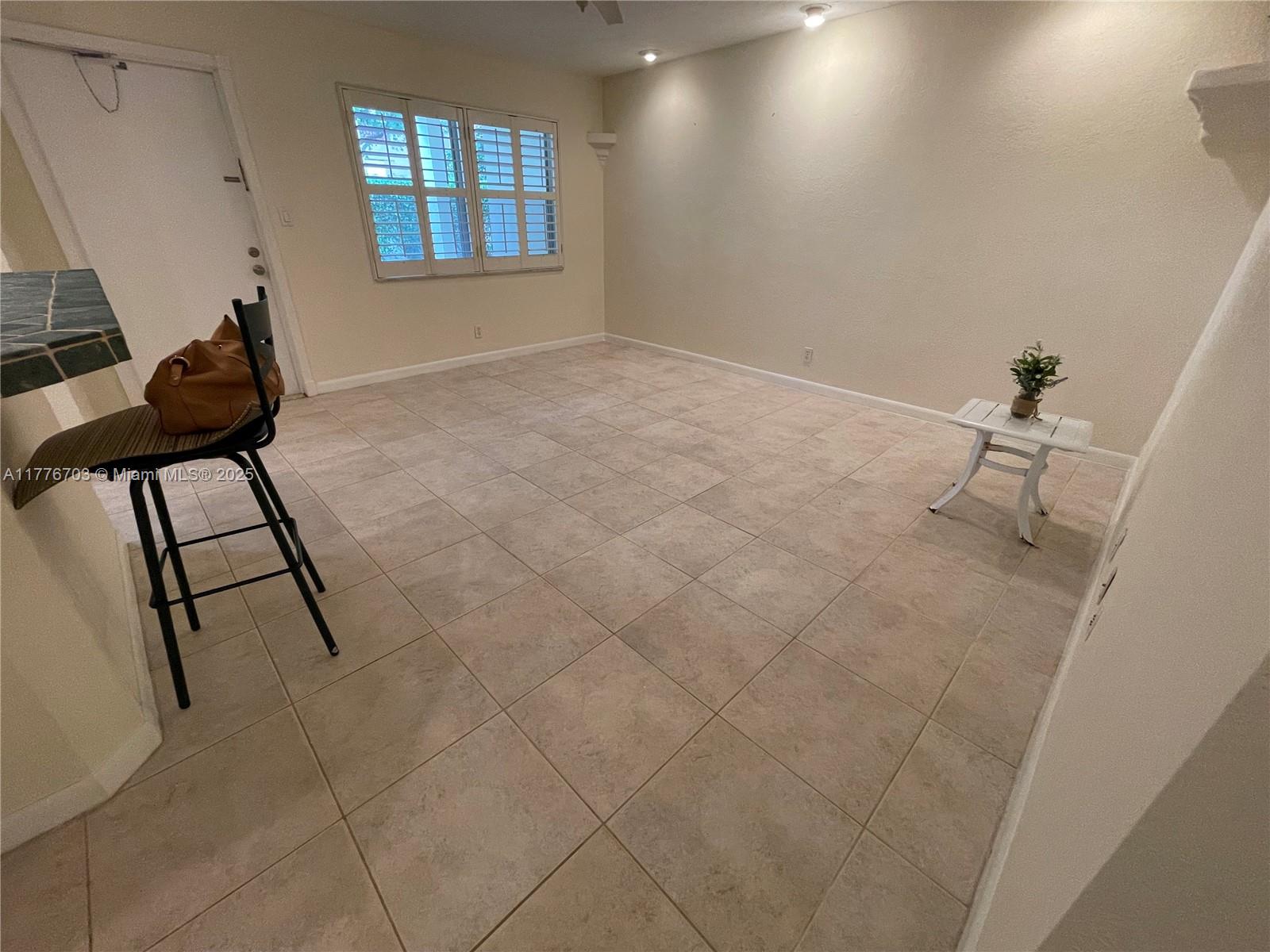 CASA LA QUINTA CONDO - Residential