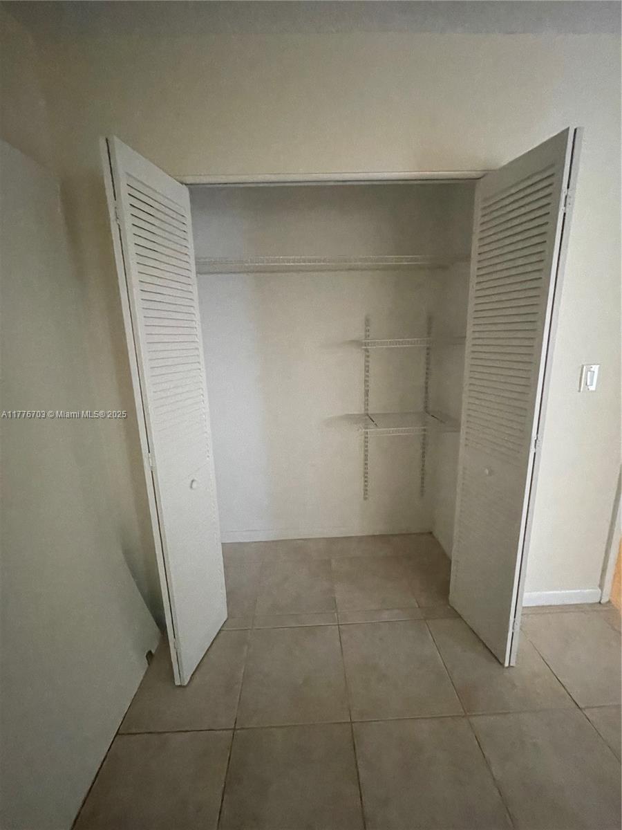 CASA LA QUINTA CONDO - Residential