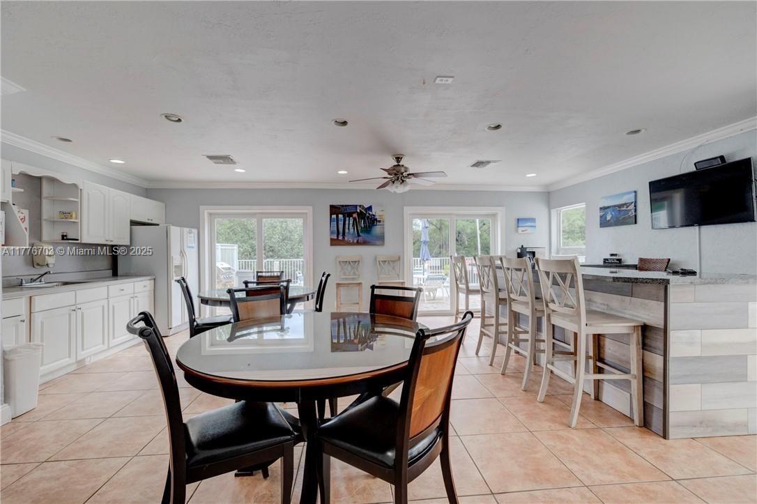 CASA LA QUINTA CONDO - Residential