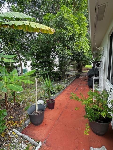 MAINLANDS OF TAMARAC LAKE - Residential