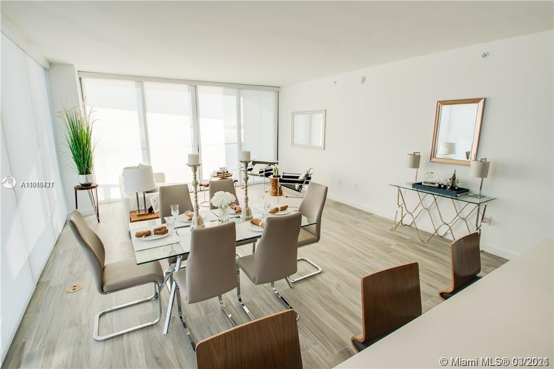 ICON BAY CONDO - Residential Lease