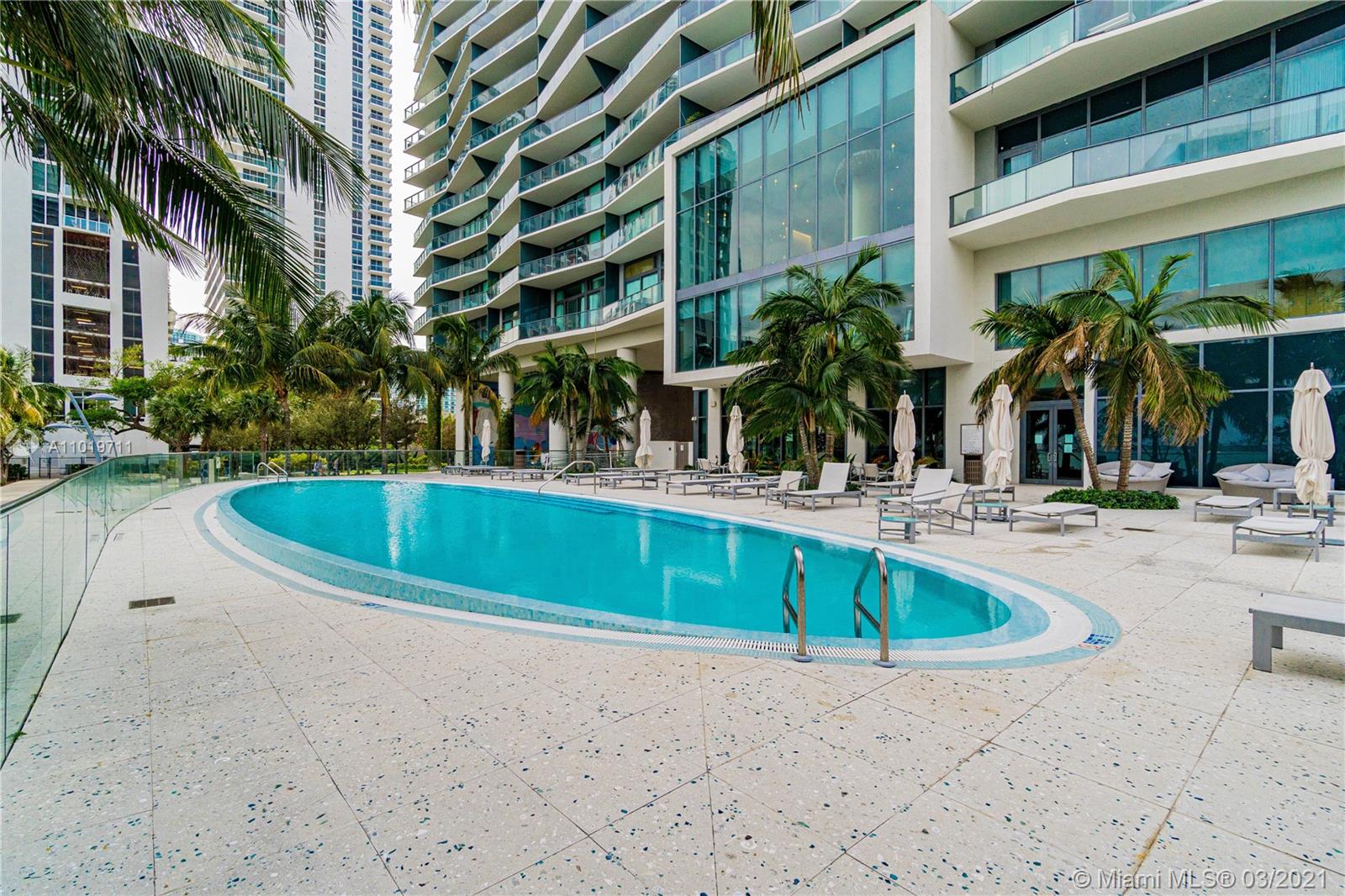ICON BAY CONDO - Residential Lease