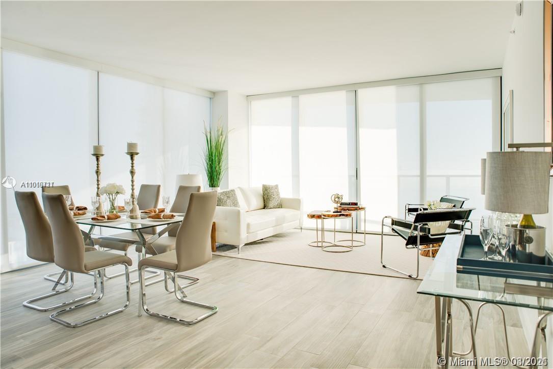ICON BAY CONDO - Residential Lease