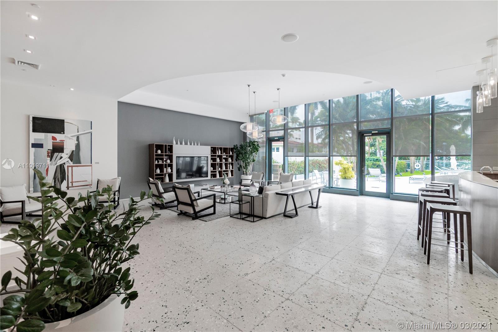 ICON BAY CONDO - Residential Lease