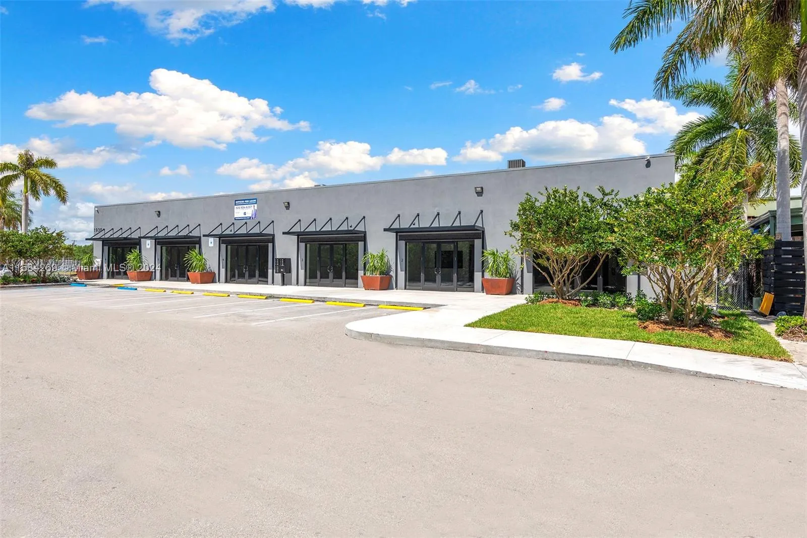 Hollywood, Florida 33021, United States, ,Commercial,Active,58098