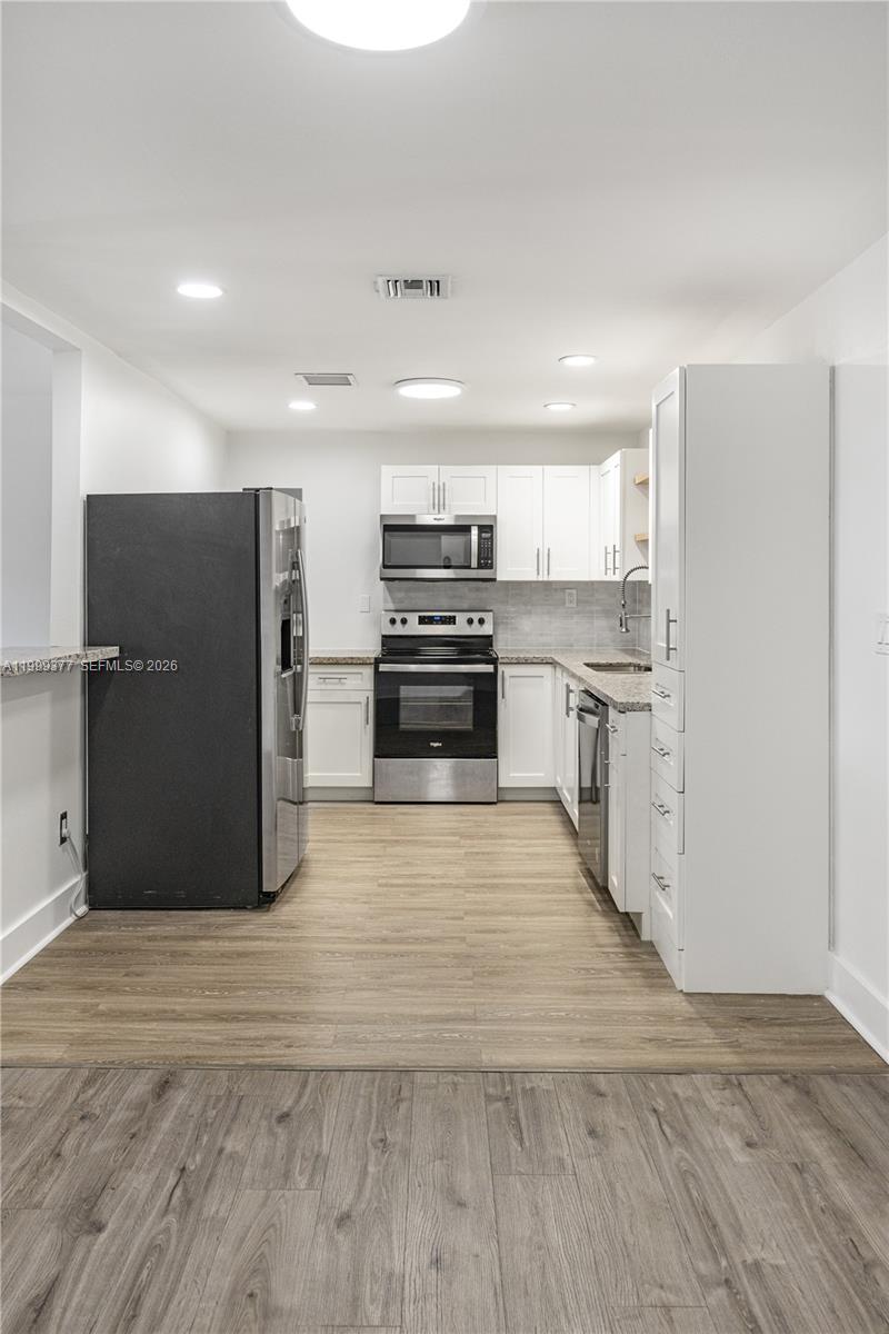 MIRAMAR SEC 4 - Residential Lease