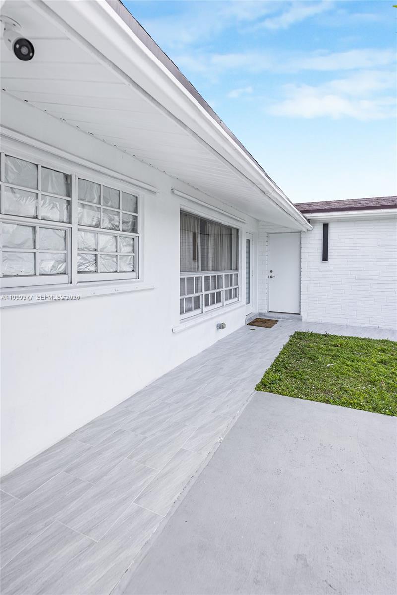 MIRAMAR SEC 4 - Residential Lease