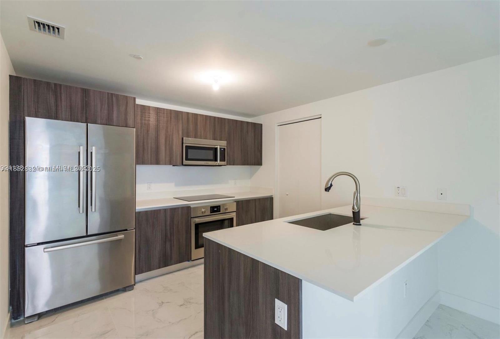 ARIA ON THE BAY CONDO - Residential Lease