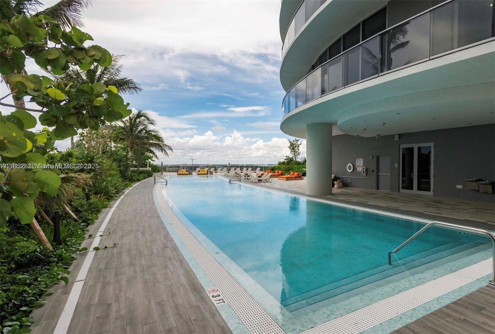 ARIA ON THE BAY CONDO - Residential Lease