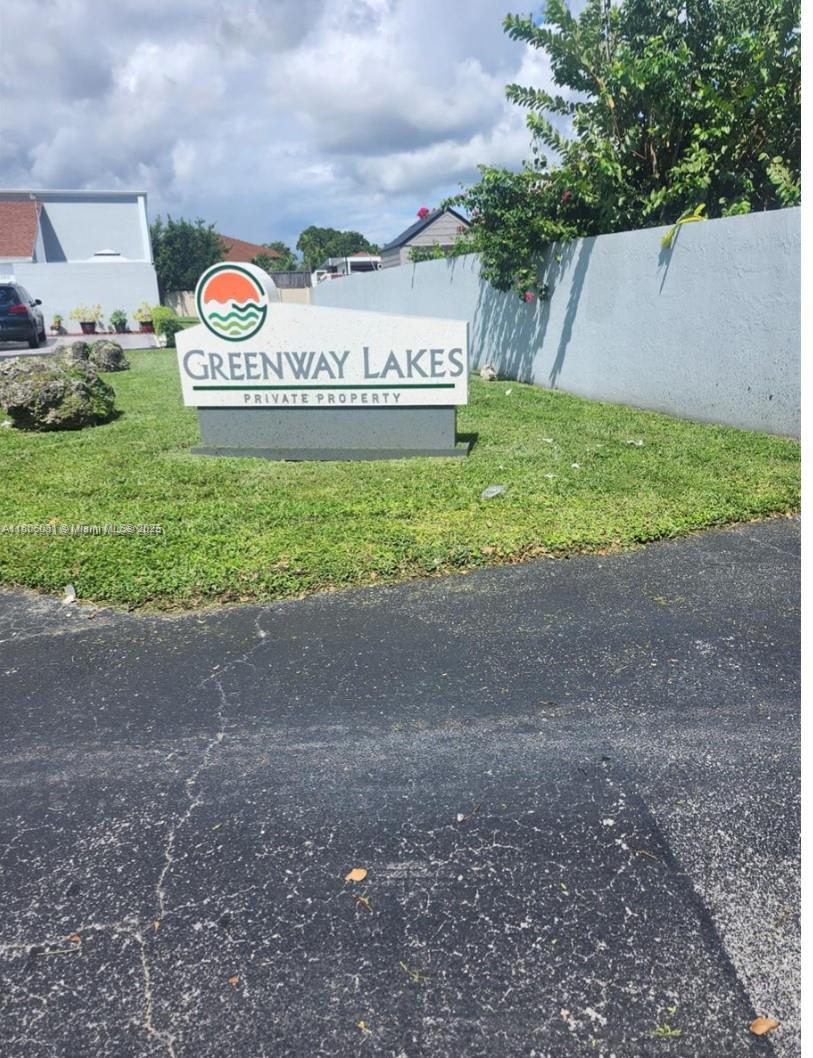 Property for Sale at 2110 Sw 122nd Ct 2110, Miami, Broward County, Florida - Bedrooms: 3 
Bathrooms: 3  - $520,000