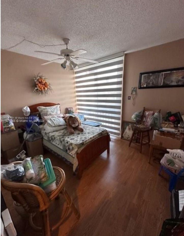 GREENWAY LAKES - Residential
