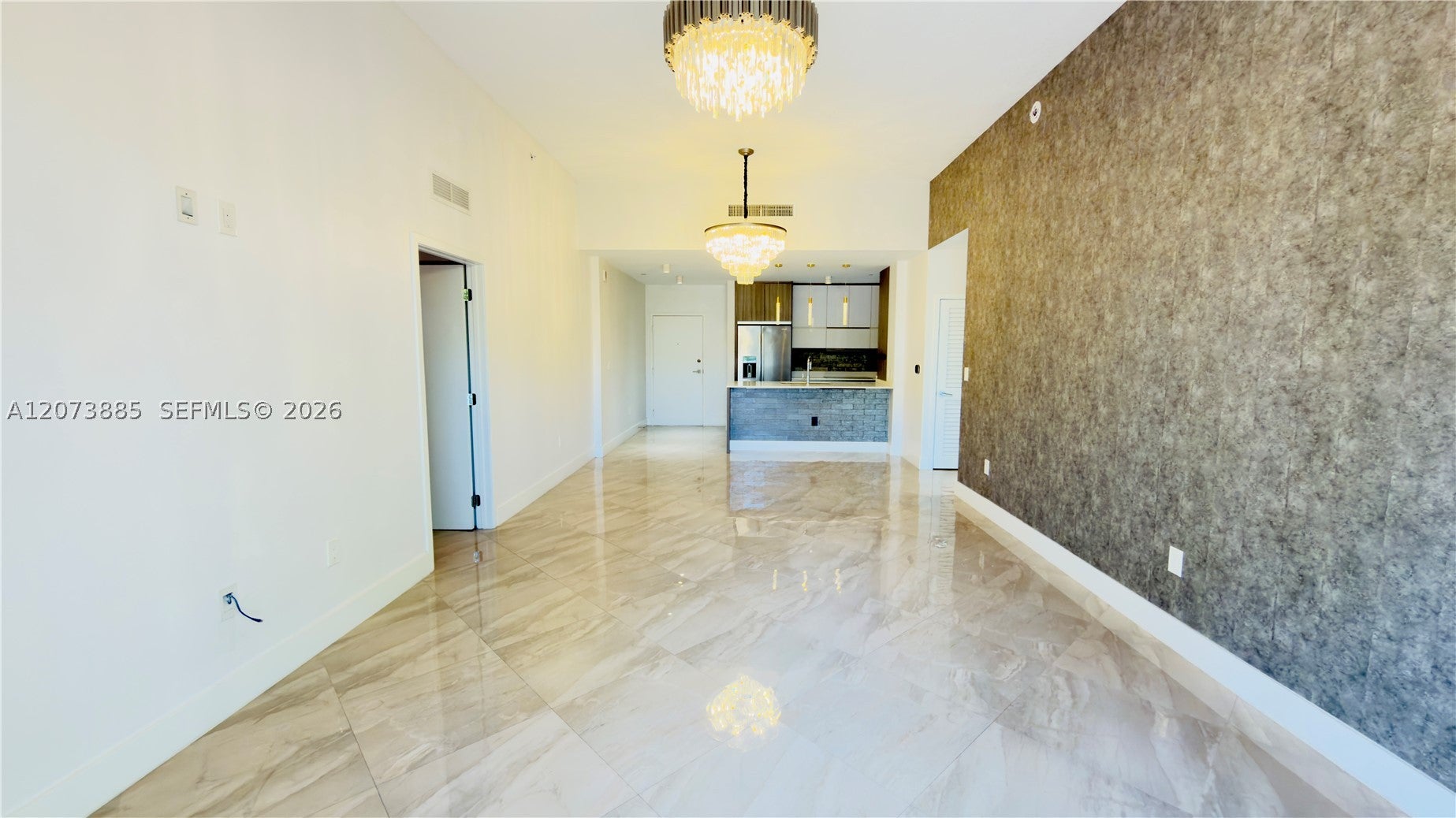 600 NE 27th St 604
