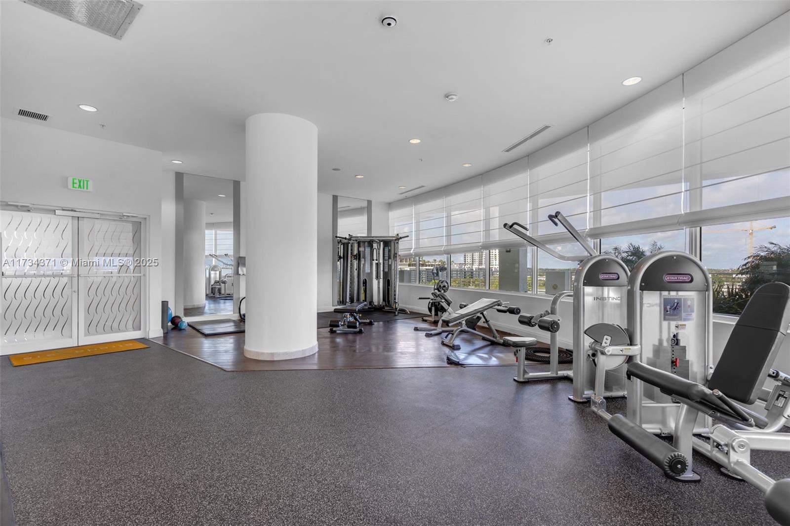 STRADA 315 CONDO - Residential