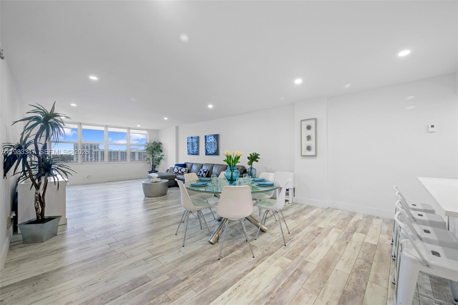 SEA AIR TOWERS CONDO - Residential Lease