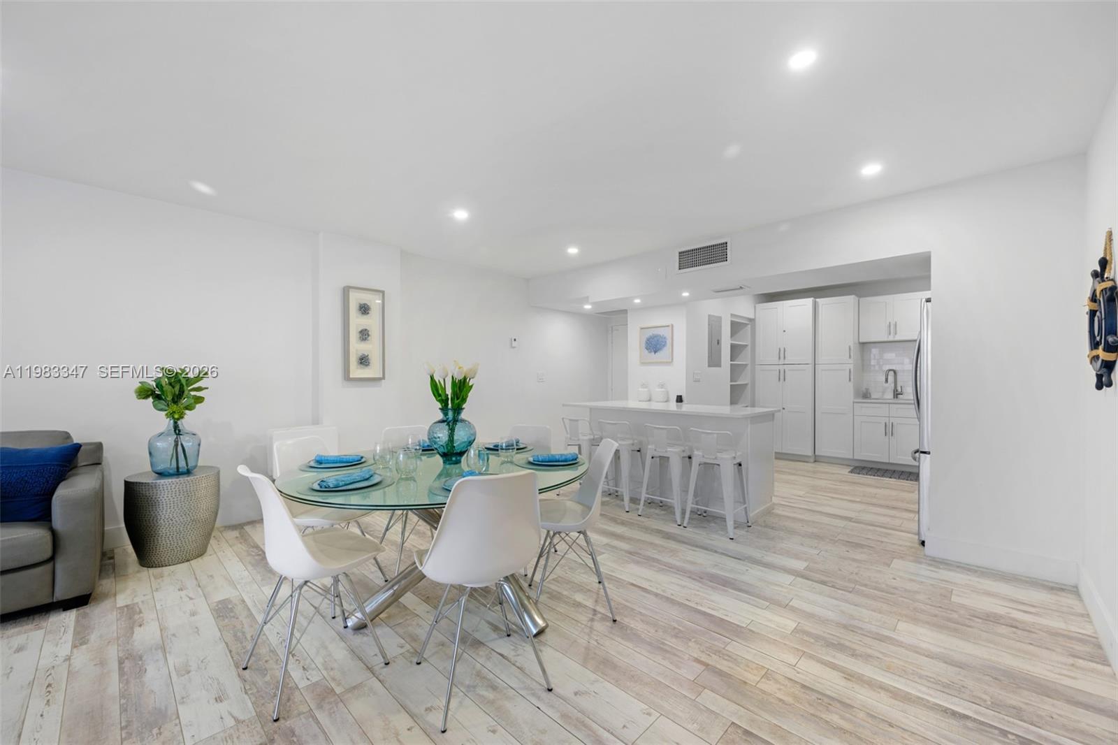 SEA AIR TOWERS CONDO - Residential Lease