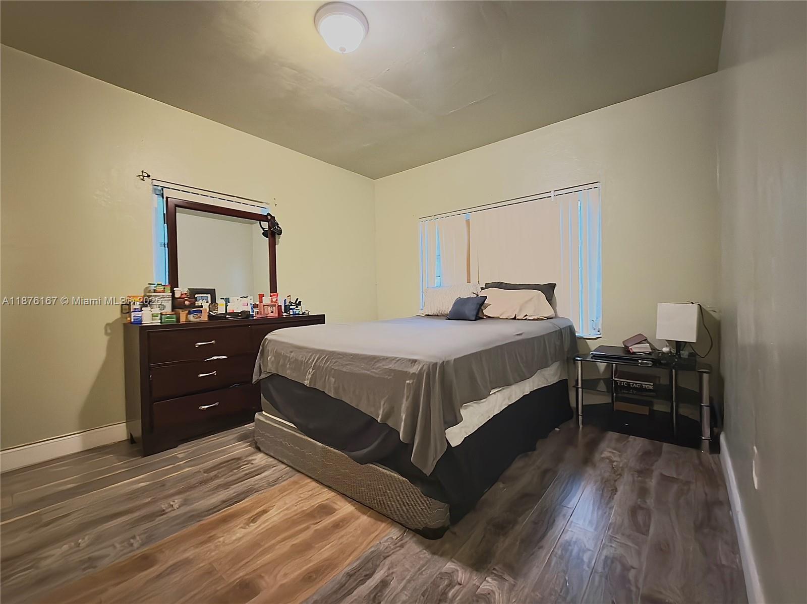 CRESTWOOD - Residential