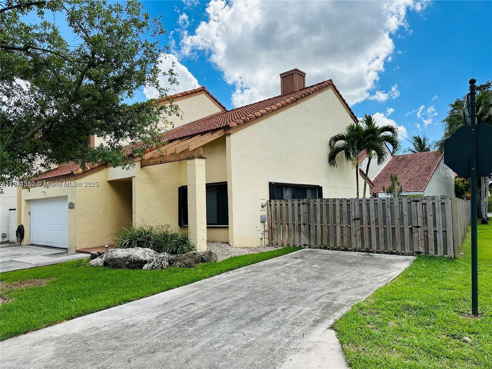 15038 SW 89th Terr Rd .