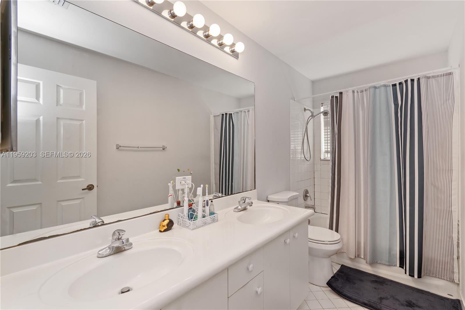 SECTOR 2-PARCELS 9 & 10 - Residential