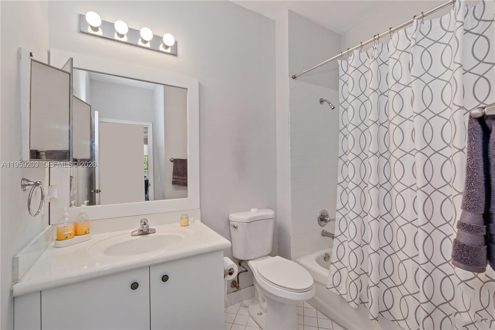 SECTOR 2-PARCELS 9 & 10 - Residential