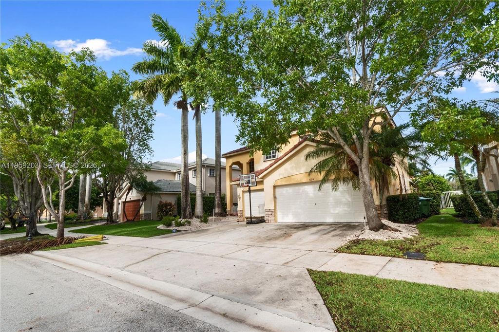 Photo of 1095 Chenille Cir, Weston, FL 33327 (MLS # A11959203)