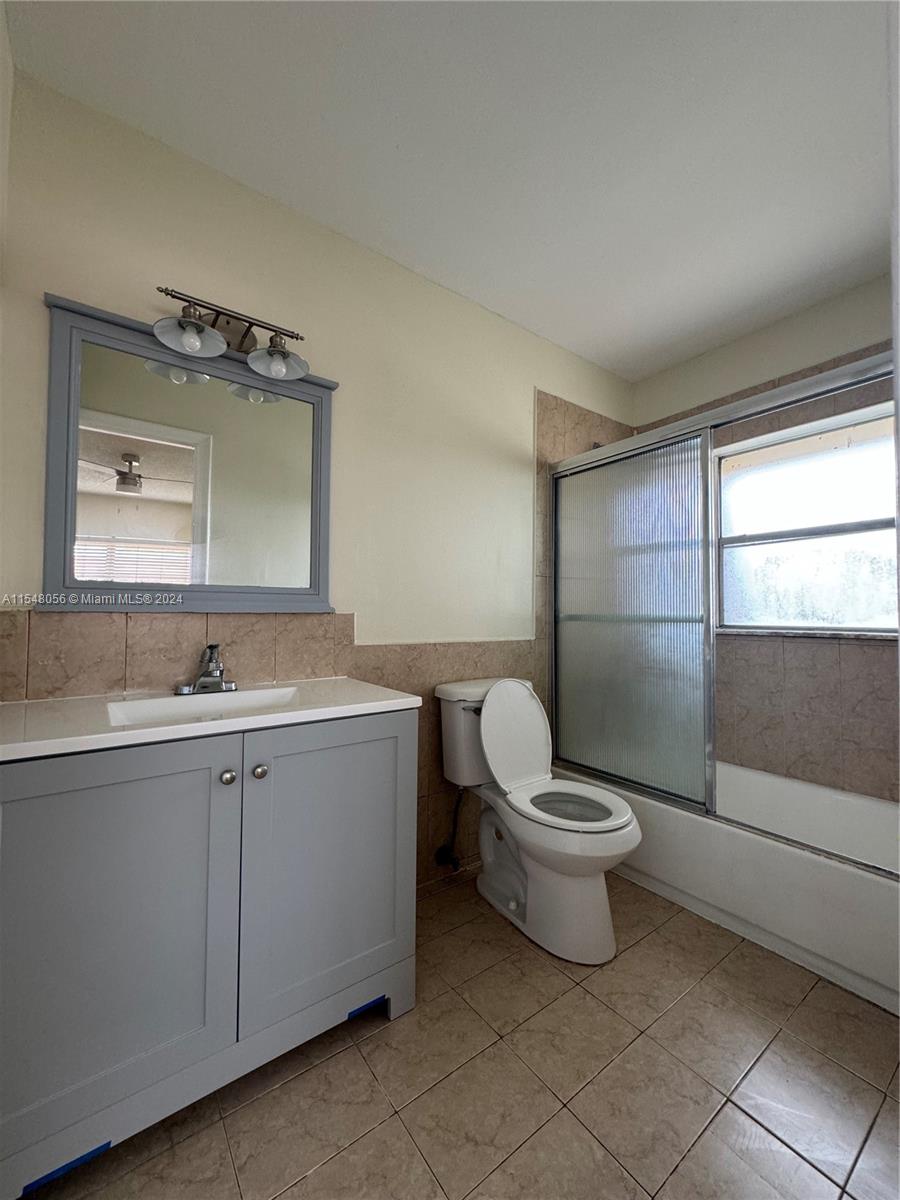 ROYAL OAKS TOWNHOUSE 9 CO - Residential Lease