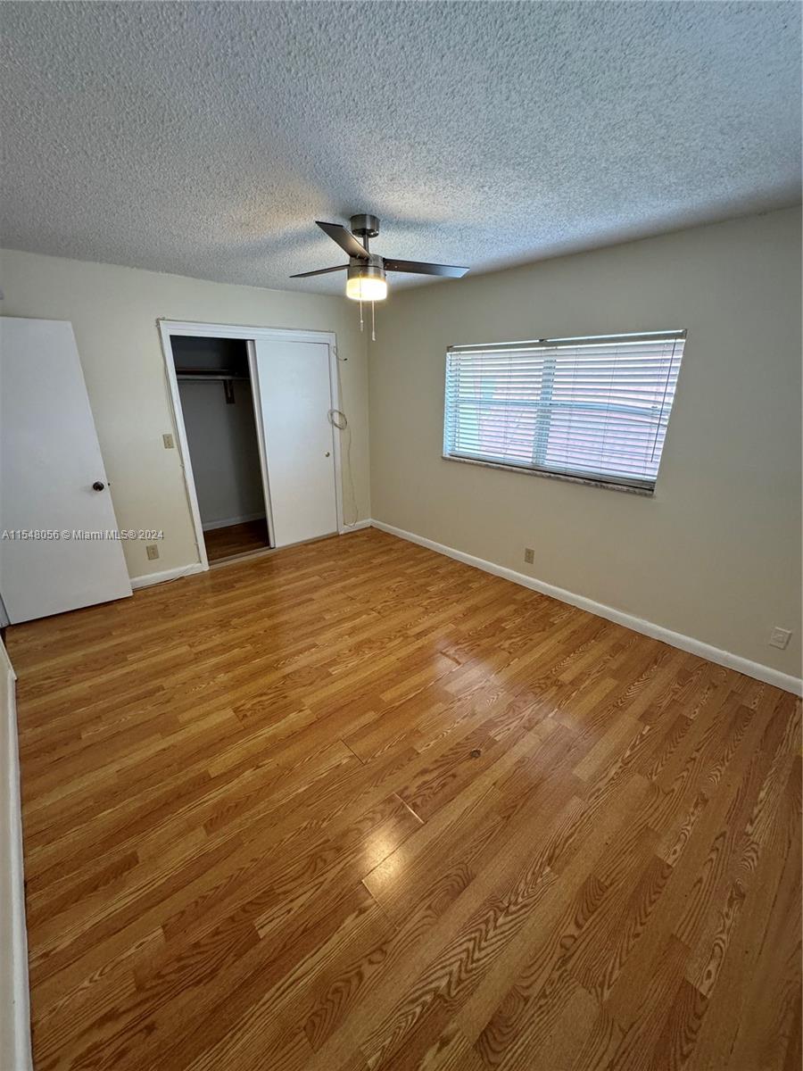 ROYAL OAKS TOWNHOUSE 9 CO - Residential Lease