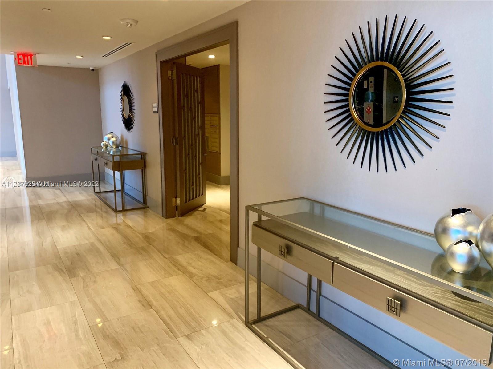 5252 PASEO CONDO - Residential Lease