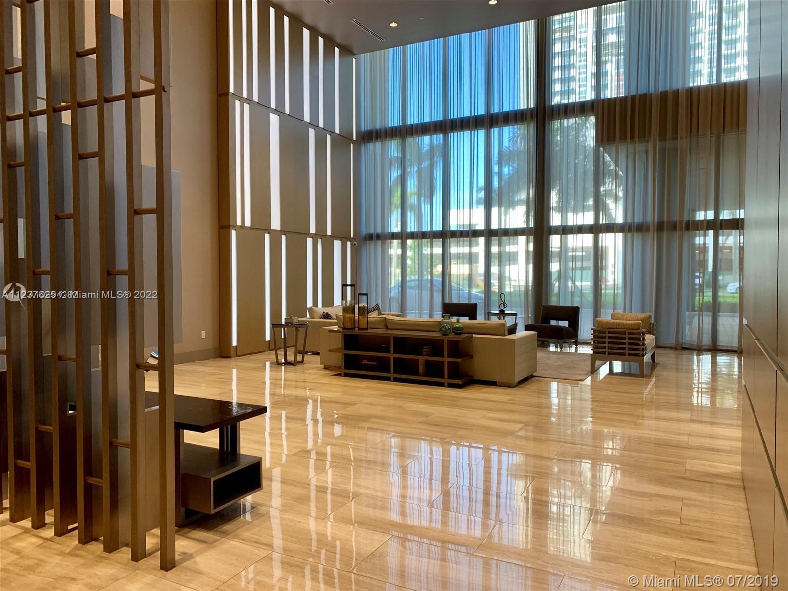 5252 PASEO CONDO - Residential Lease