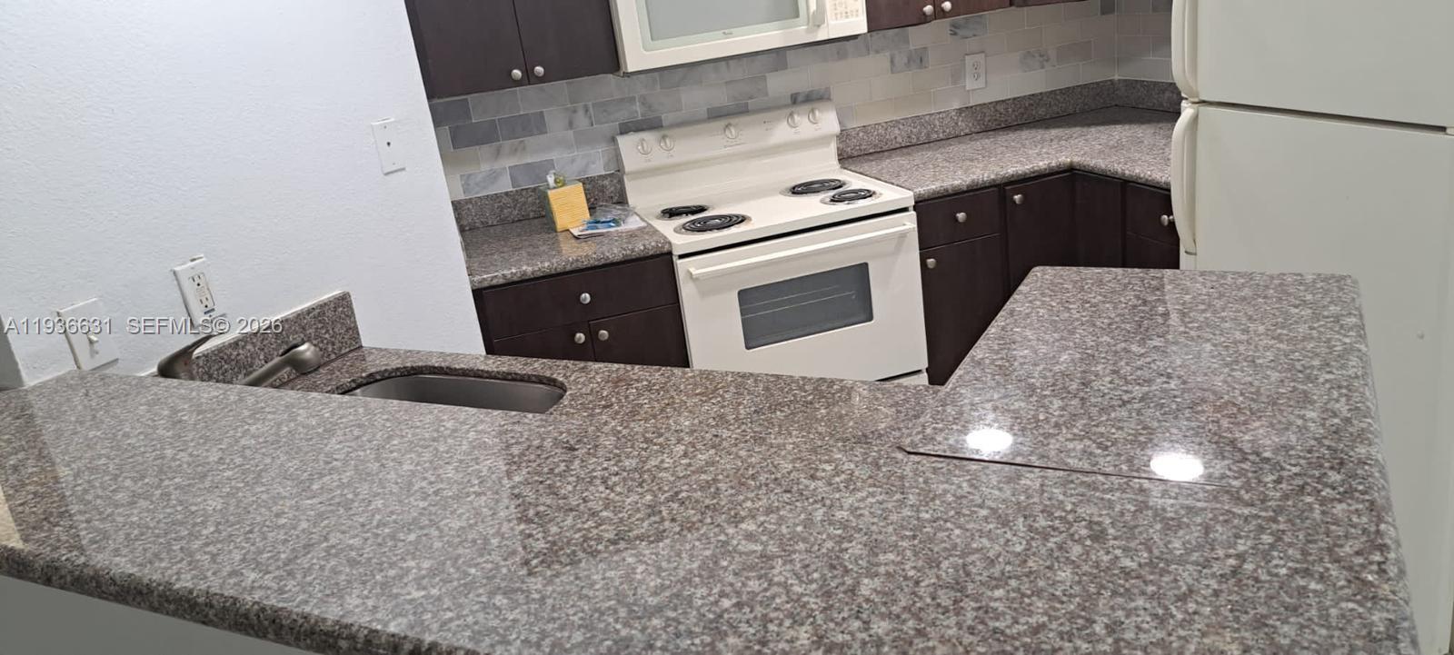 ISLES AT LAGO MAR CONDO - Residential