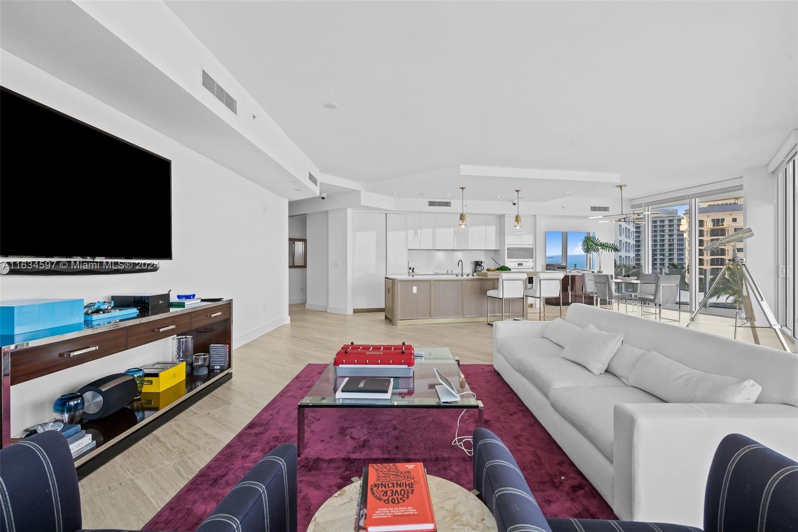 Four Seasons - Residential