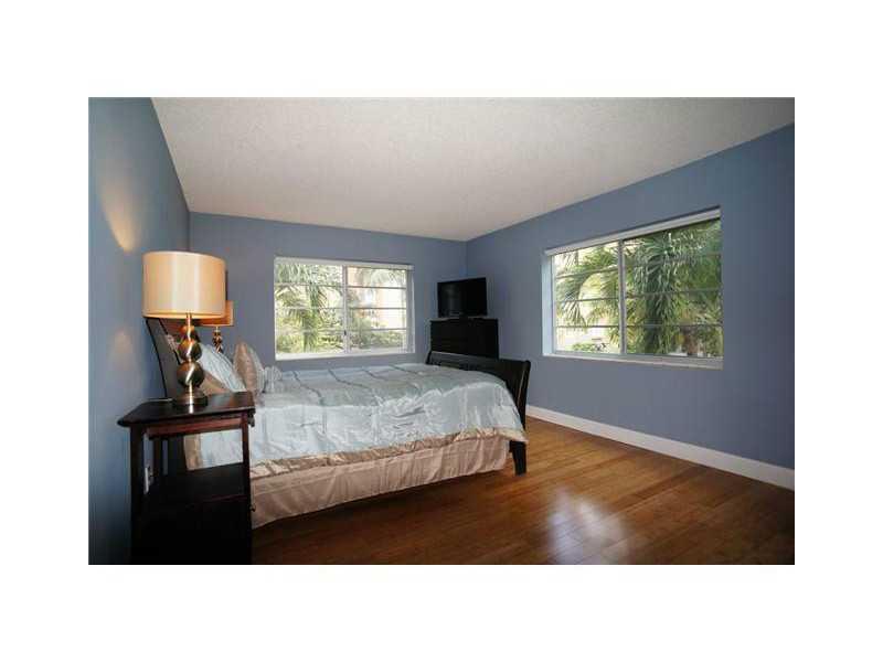 LASER CONDO - Residential Lease