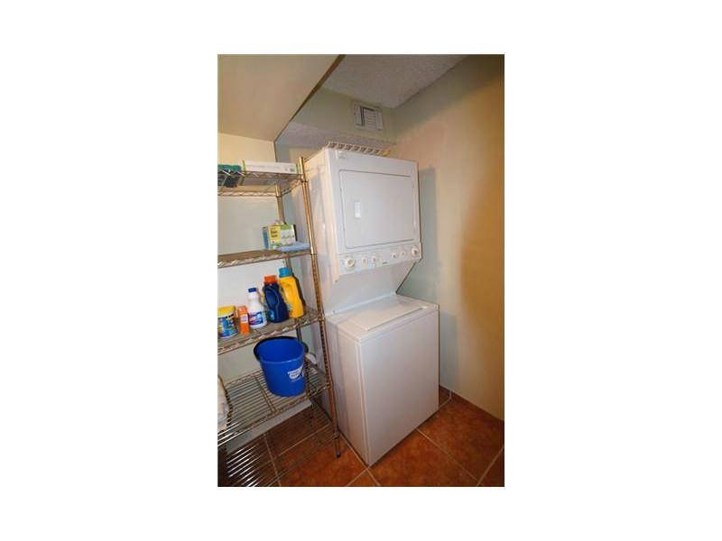 LASER CONDO - Residential Lease