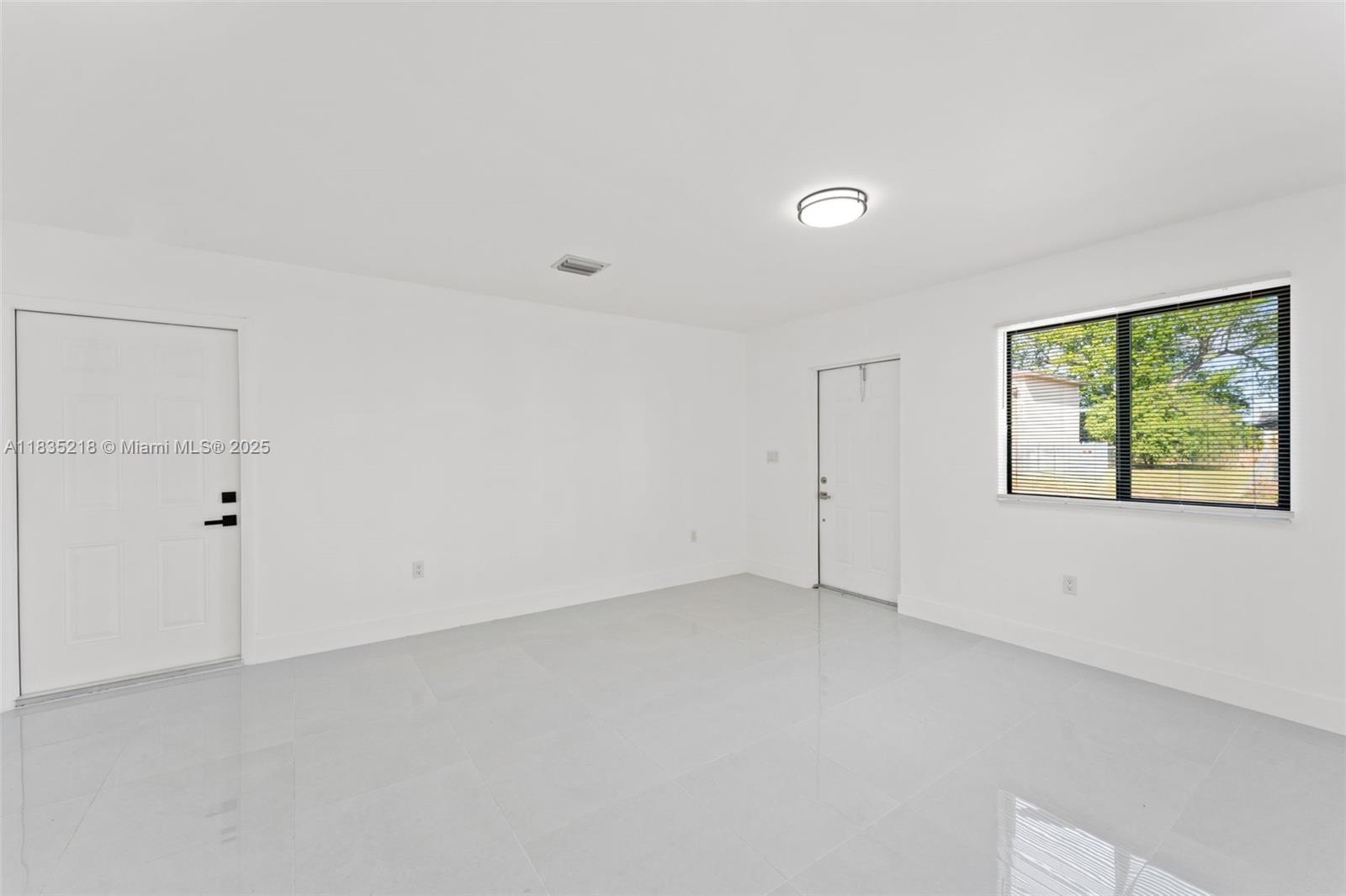 1556 NW 68th Ter