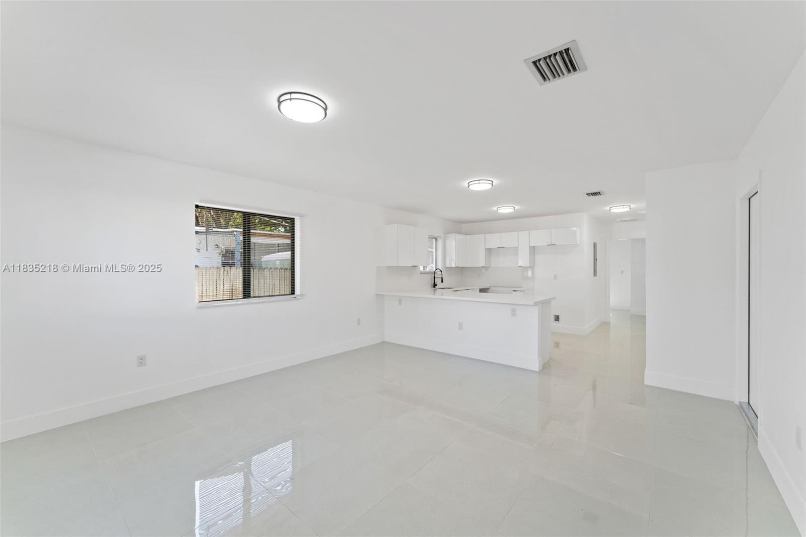 1556 NW 68th Ter